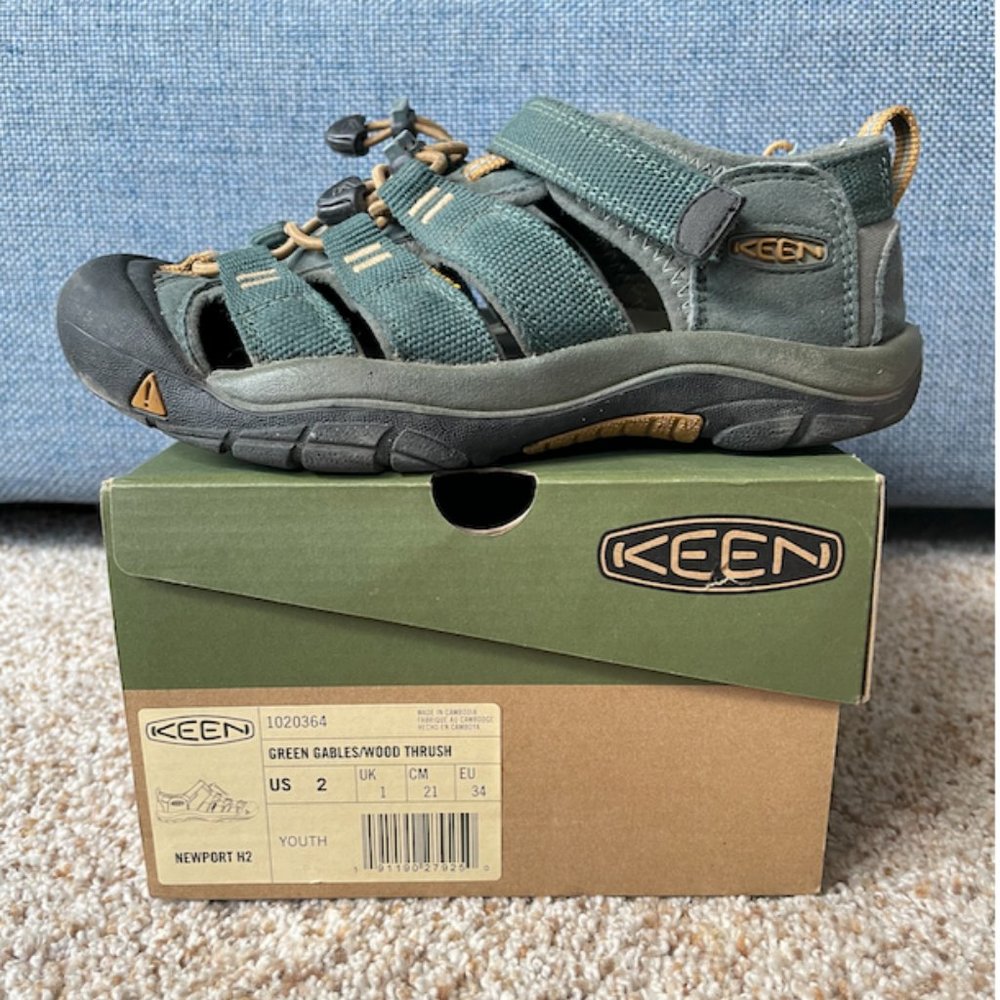 Keen Newport H2 Sandals  - Size 2 Youth